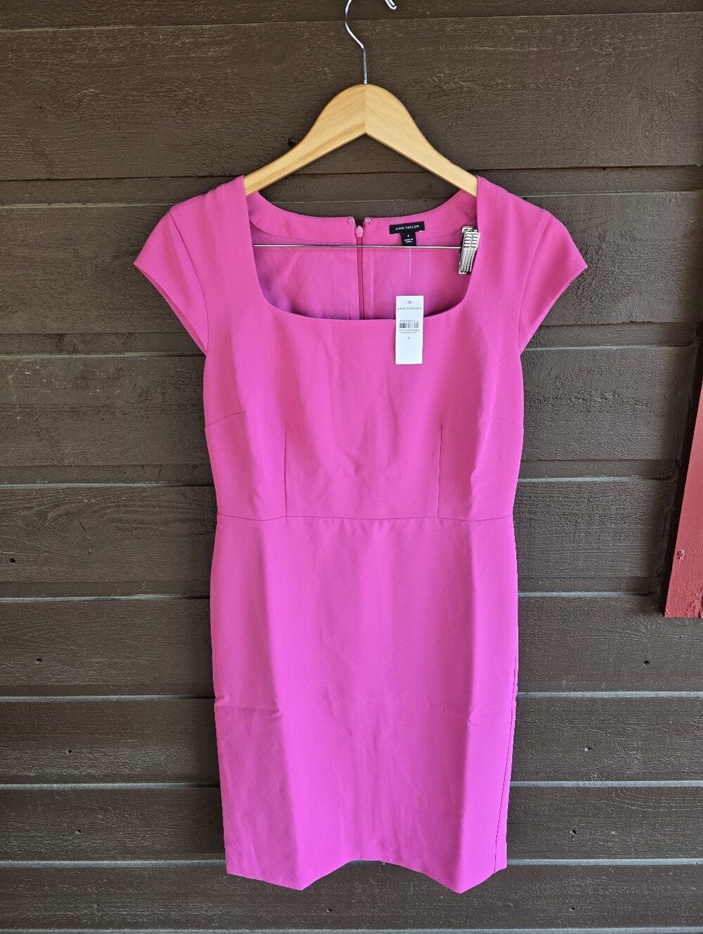 NWT Ann Taylor Bold Pink Square Neck Cocktail Sheath Dress Size 4
